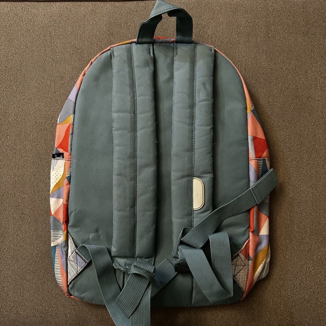 Herschel Supply Co. geometrical patterned backpack (Category: Backpacks) located in Batangas. Submitted by veevasclutter (Listing ID 1444062821, Image 3). Description: • geometric pattern • padded shoulder straps • signature striped interior lining • for school or everyday errands.