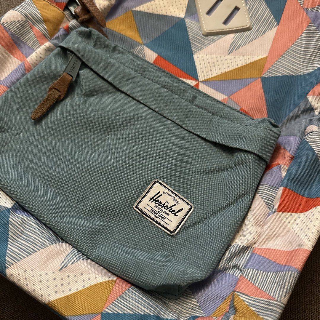 Herschel Supply Co. geometrical patterned backpack (Category: Backpacks) located in Batangas. Submitted by veevasclutter (Listing ID 1444062821, Image 2). Description: • geometric pattern • padded shoulder straps • signature striped interior lining • for school or everyday errands.