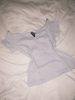 (Category: ) located in . Submitted by shes.preloved (Listing ID 1443951958, Image 1). Description: .