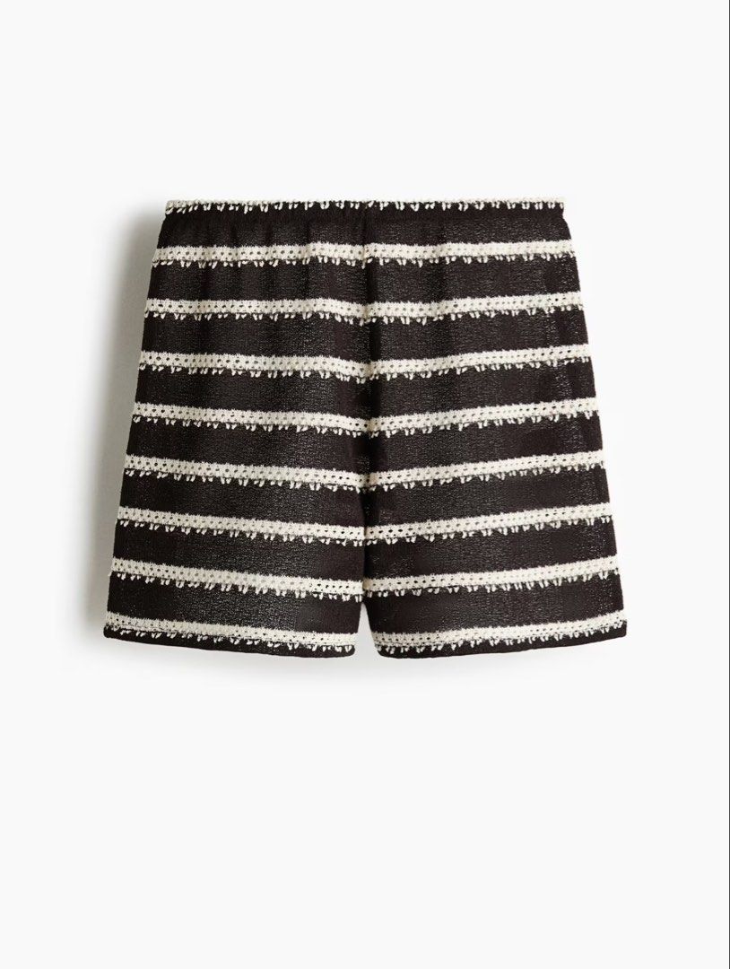 H&M coordinates (Category: Sets or Coordinates) located in Manila. Submitted by paperthread (Listing ID 1444074728, Image 3). Description: - Zara brown and white striped knit set - Includes short-sleeve V-neck polo top and matching shorts - Ideal for casual outings or beach vacations - Comfortable and stylish design - Condition: Worn once.