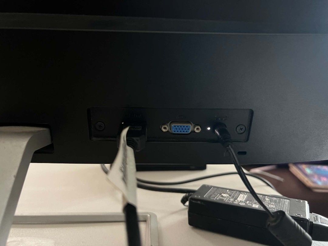 HP Computer Monitor (Category: Desktops) located in Cavite. Submitted by 92939494959597 (Listing ID 1443975178, Image 2). Description: - HP Computer Monitor - Color: Black with Silver Stand - Perfect for Gaming (shows game interface) - Connectivity: VGA, HDMI or DisplayPort - Includes Power Adapter - Tested and Works Well -AS is(LCD has lines).