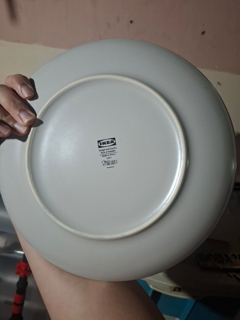 IKEA FÄRGKLAR Plate Light Grey (Category: Dinnerware & Cutlery) located in Manila. Submitted by angelesmig00232 (Listing ID 1444105400, Image 2). Description: - Set of 4 IKEA FÄRGKLAR plates - Color: Light Grey - Diameter: 26cm - Material: Durable stoneware - Dishwasher safe - Microwave safe - Ideal for everyday use or special occasions still in good condition walang gasgas or crack or basag. nabili ko to ng 200 isa and selling nalang for 300 apa