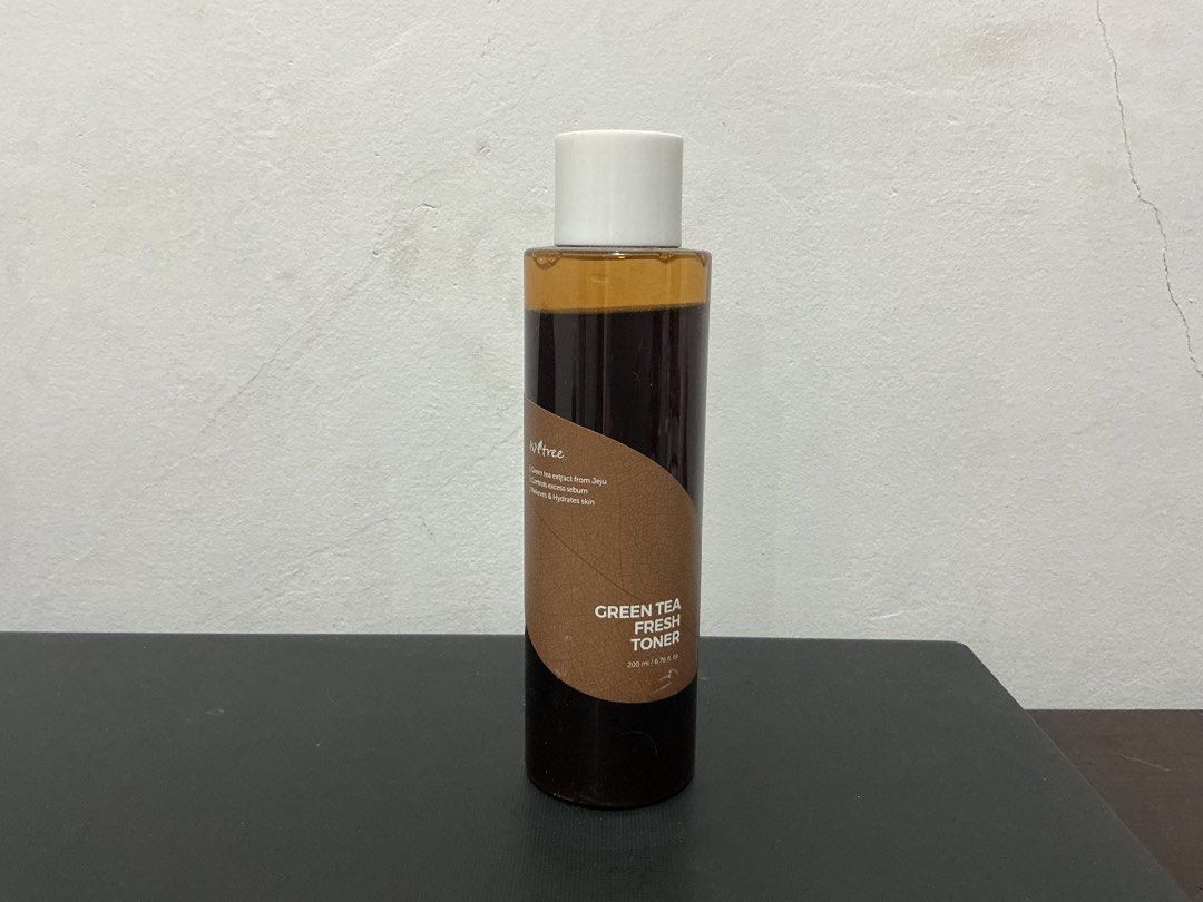 Isntree Green Tea Fresh Toner 200ml (Category: Face Care) located in Manila. Submitted by kiansell (Listing ID 1444067587, Image 1). Description: - 90% - not hiyang sa akin pm for more deets.