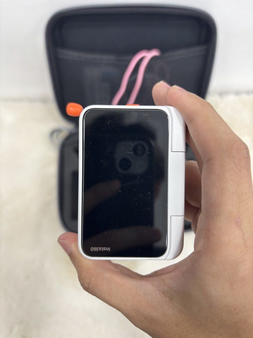 Insta360 GO Ultra bundle (Category: Video Cameras) located in Manila. Submitted by harlee070 (Listing ID 1444062246, Image 3). Description: Insta360 GO Ultra bundle for sale Price 25,000 slightly nego Inclusions ✅Insta360 GO Ultra Bundle ✅512gb SD ✅Tempered glass 📍San Juan City Pick up or meet up around Metro Manila Message me for more queries and faster transaction.