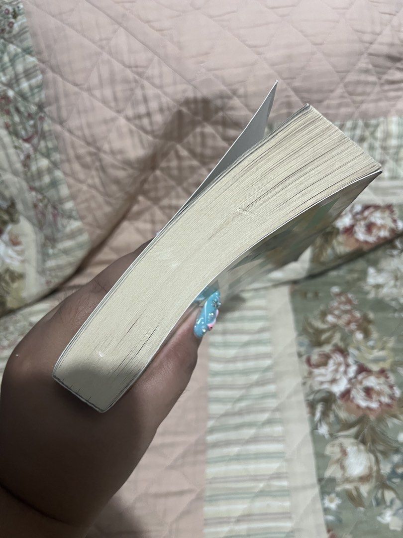 Invisibility by Andrea Cremer & David Levithan Paperback Book (Category: Storybooks) located in Caloocan City. Submitted by paulynegeli23 (Listing ID 1443934613, Image 3). Description: - very good condition - bought from Booksale.