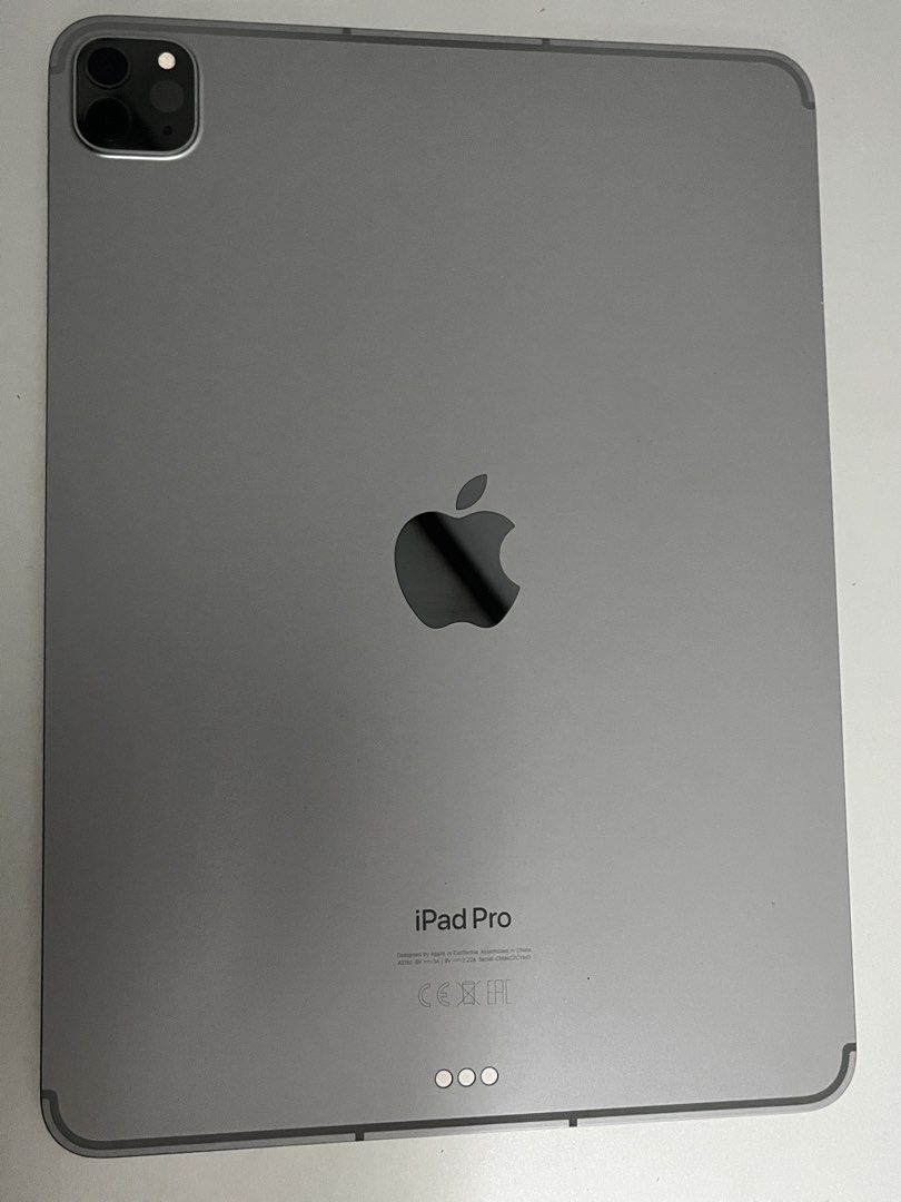 iPad Pro 4th Gen 512 GB (Category: iPad) located in Manila. Submitted by nobleearth-e957 (Listing ID 1443952861, Image 1). Description: For sale or Swap to any iPad Pro 12.9 512 GB. Can add money if ever. - 11 inch - Lightly used - iOs 26.2 - Bypassed - 92% Battery Health - With Charger - Can do meet up .