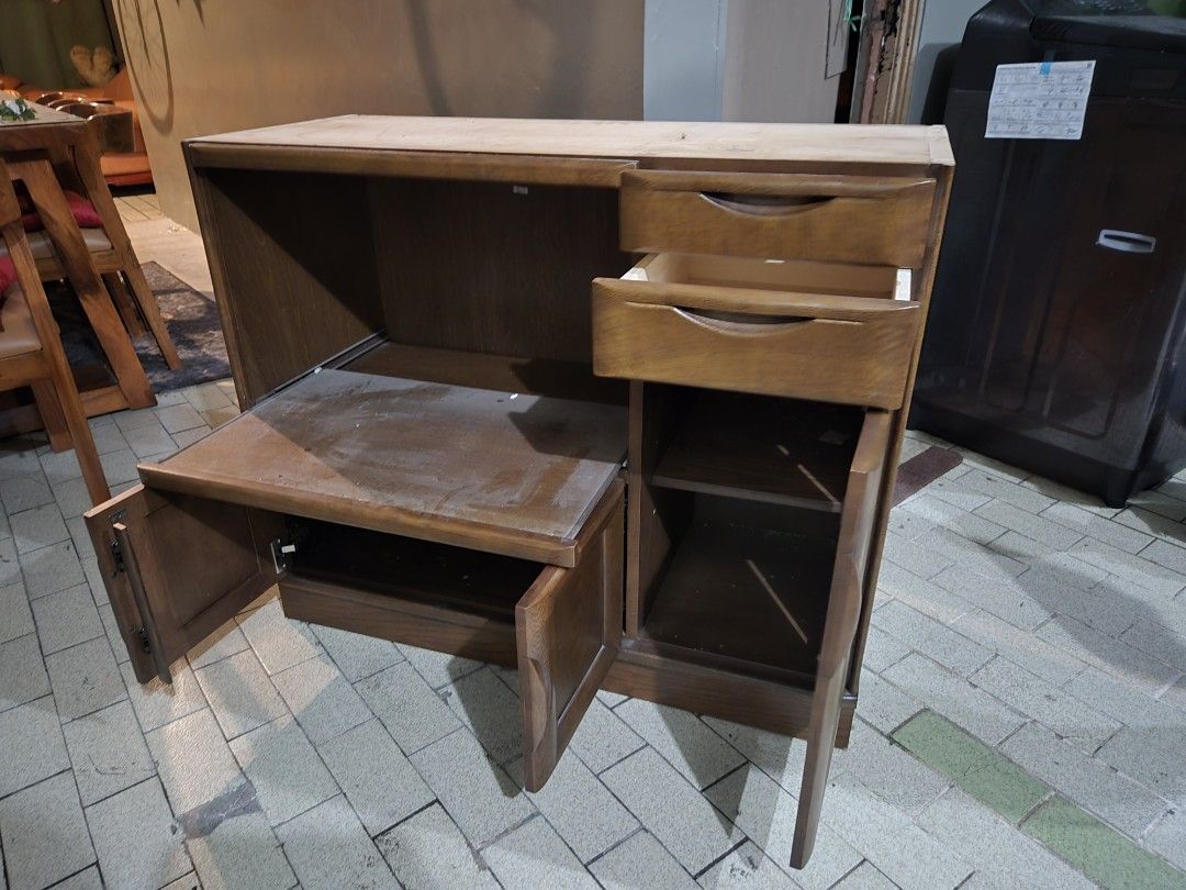 Japan surplus cabinet (Category: Shelves, Cabinets & Racks) located in Manila. Submitted by oki.ukay (Listing ID 1444047416, Image 3). Description: Size on the pucture Location: san andres manila.