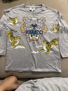 (Category: ) located in . Submitted by adidas323705821 (Listing ID 1444042103, Image 1). Description: .