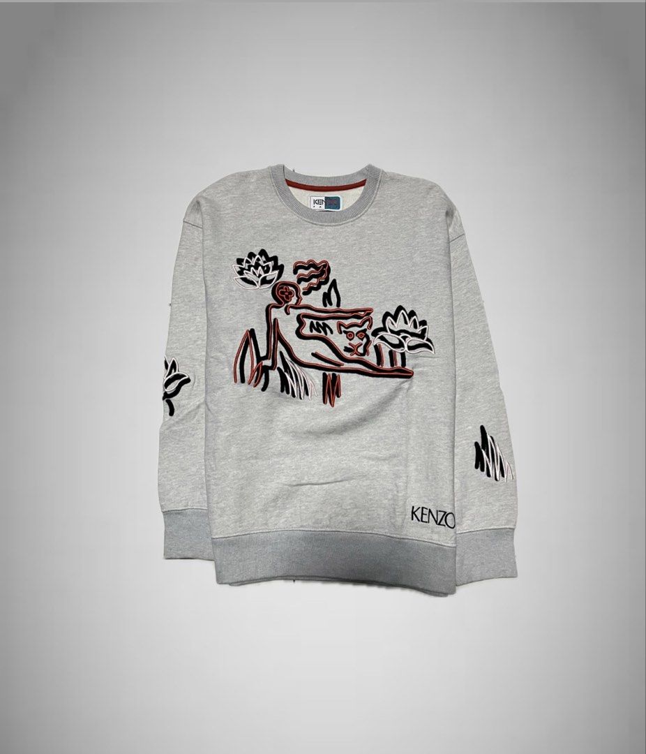 Kenzo Sweatshirt - Memento 3 collection (Category: Coats, Jackets and Outerwear) located in Lucban. Submitted by rep.rznt (Listing ID 1444004741, Image 1). Description: Condition : Excellent Color rate: 9.5/10 Dimes: 20 width 26 length Issue: None.