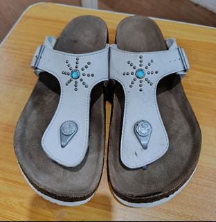 (Category: ) located in . Submitted by thethriftcity2024 (Listing ID 1444107171, Image 1). Description: .