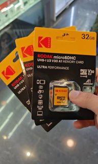KODAK 32GB microSDHC Memory Card494453425125478400
