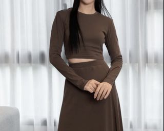 (Category: ) located in . Submitted by hanxcloset (Listing ID 1443975508, Image 1). Description: .