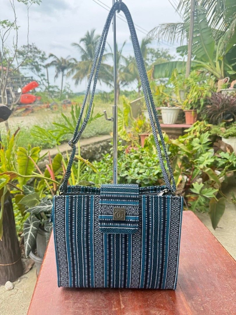 Ladies Sling Bag Kalinga Bag (Category: Cross-body Bags) located in Tabuk. Submitted by BiDing (Listing ID 1444053900, Image 3). Description: 🌟Onhand sling bags—grab yours now! ✨ 👜ALEXA SLING👜 Size: Length: 9” Height: 8” Width: 2.5”.
