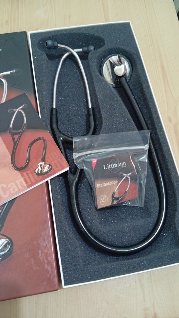 Littmann Master Cardiology Stethoscope (Category: Medical Supplies & Tools) located in Manila. Submitted by sj1204 (Listing ID 1443966761, Image 1). Description: palitin lang po ang rim nya kc matagal na naka stock pro di pa nagagamit - Littmann Master Cardiology stethoscope - Original box and all accessories included - High-quality acoustic performance - Ideal for heart, lung, and bowel sounds - Black tubing and chestpiece - Includes extra earti