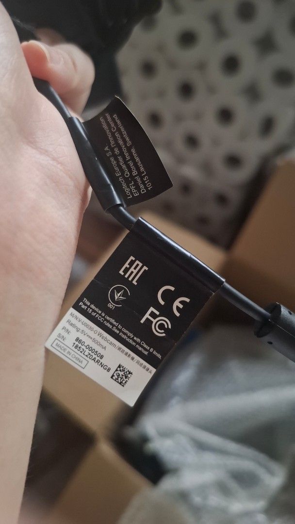 Logitech Webcam C925e (Category: Webcams) located in Manila. Submitted by ginacruz899 (Listing ID 1444059672, Image 3). Description: C925e is an HD 1080p webcam that delivers professional video and sound. Certified for business, affordably priced and engineered for all-day use, C925e provides H.264 with Scalable Video Coding (SVC) and UVC 1.1 encoding to minimize dependence on computer and network resources, producing a consistently reliable vide