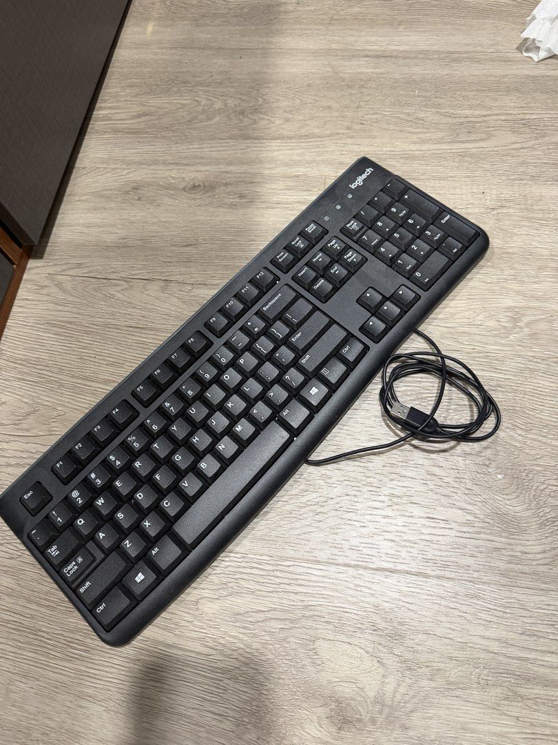 Logitech Wired Keyboard and Microsoft Wired Mouse483844910157680642