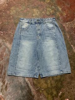 (Category: ) located in . Submitted by takeurthrift (Listing ID 1443989967, Image 1). Description: .