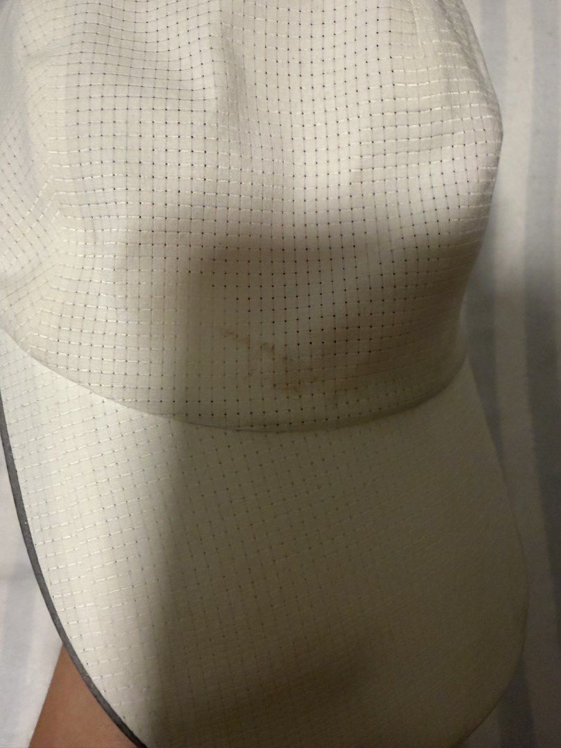 Lululemon Fast and Free Running Hat Woven (Category: Hats & Beanies) located in Davao. Submitted by billytings (Listing ID 1443978302, Image 3). Description: Brand: Lululemon Color: White Slightly discolored with minor flaws; see 3rd pic Bought from the 🍊 app as pasabuy from 🇯🇵 (see last pic) .