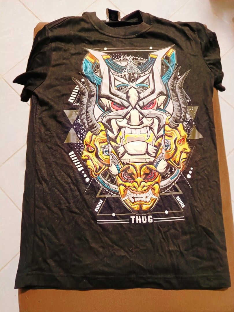 Men's tshirt color black sized XS (Category: Tshirts & Polo Shirts ) located in Alfonso. Submitted by mrasterisk (Listing ID 1444012265, Image 1). Description: Pm for more details!.