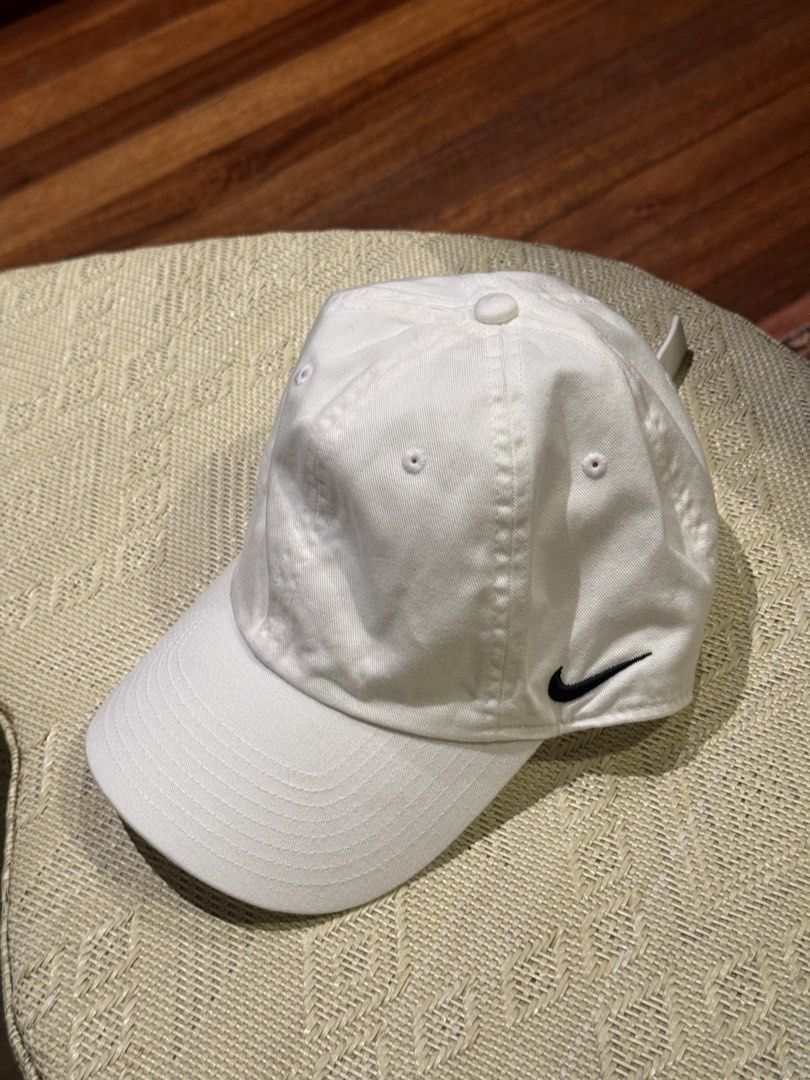 Merrill x Nike Sports Cap (Category: Caps & Hats) located in Paranaque City. Submitted by msbentables (Listing ID 1444029171, Image 1). Description: Never been used Gifted from the US Nike x Merill Cap.