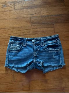 (Category: ) located in . Submitted by iwchocchipcookies (Listing ID 1443994271, Image 1). Description: .