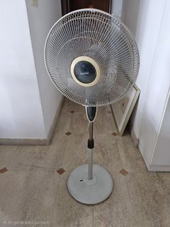 (Category: ) located in . Submitted by tent09 (Listing ID 1443942486, Image 1). Description: .