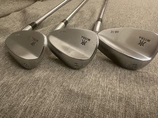 （分類：）位於 。 由 eddietsui2000 提交（商品編號 1444049124，圖片 1）。簡介： 。