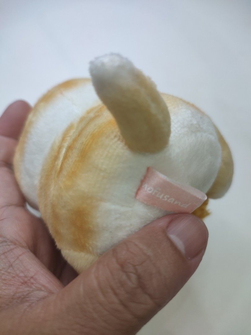 Mofusand tempura Plushie Charm (Category: Plushies & Soft Toys) located in Manila. Submitted by epicmountain-f20453 (Listing ID 1444107688, Image 3). Description: - Adorable orange and white cat plush toy. - Comes with a cute fried shrimp accessory. - Features a gold chain and clasp for easy attachment to bags or keys. - Part of a collection of charming animal plushies. - Ideal gift for cat enthusiasts and plush collectors..