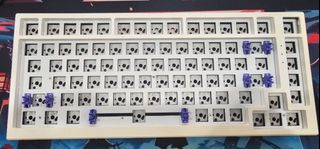 (Category: ) located in . Submitted by cannot_afford_today_pc_parts (Listing ID 1444007672, Image 1). Description: .