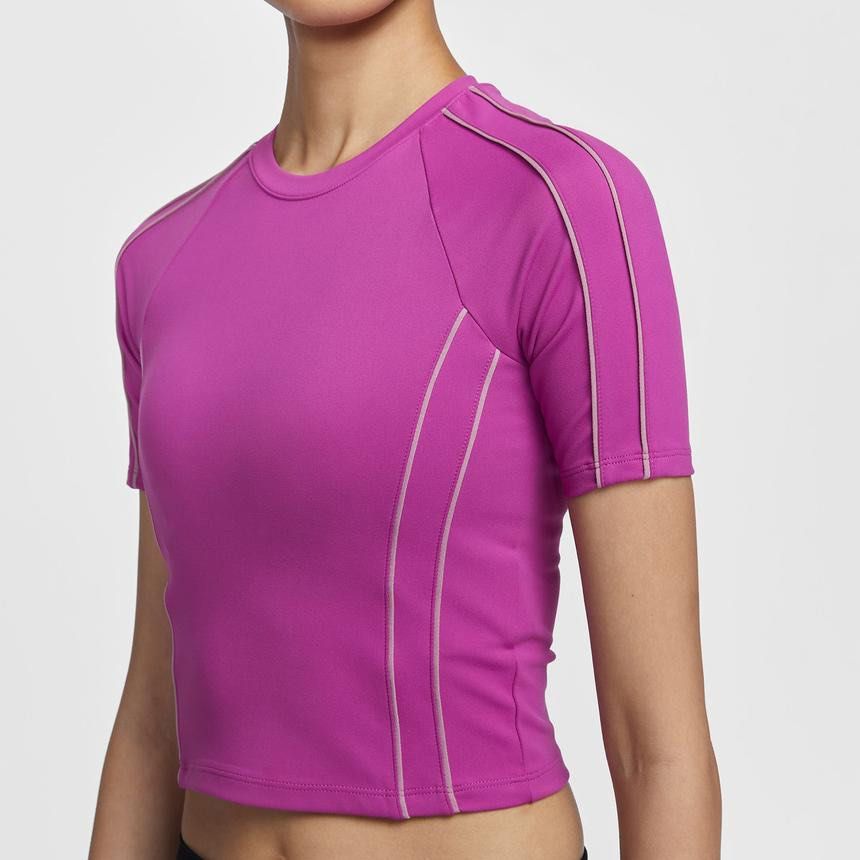 Nike Dri Fit Top (Category: Activewear) located in Angeles City. Submitted by declutterstudio (Listing ID 1444008600, Image 1). Description: .