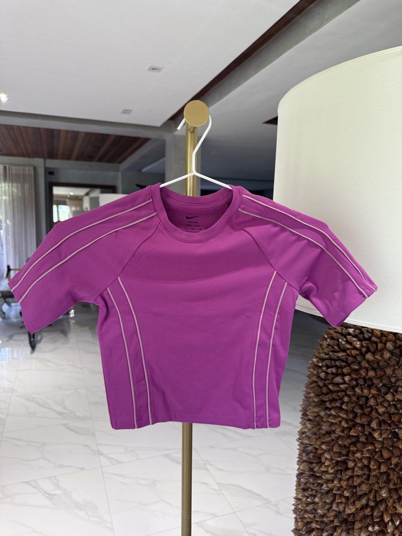 Nike Dri Fit Top (Category: Activewear) located in Angeles City. Submitted by declutterstudio (Listing ID 1444008600, Image 3). Description: .