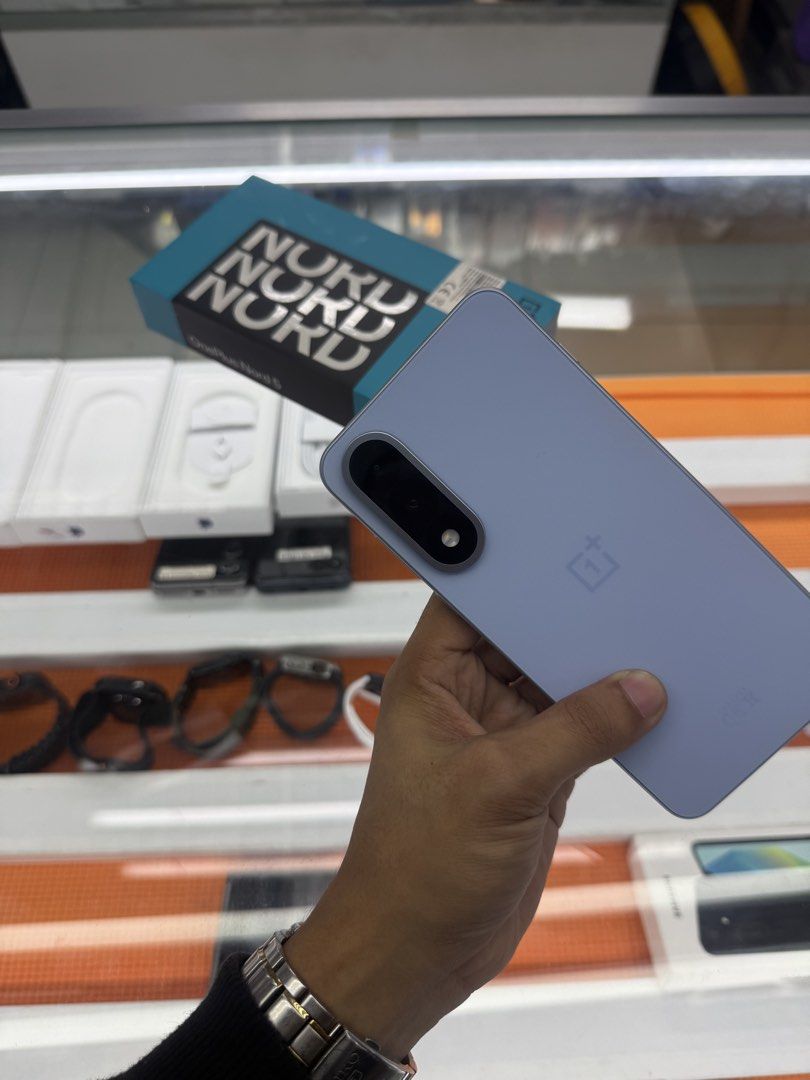 One Plus Nord 5 512gb complete package openline (Category: OnePlus) located in Manila. Submitted by carimgadgets (Listing ID 1444072156, Image 2). Description: .