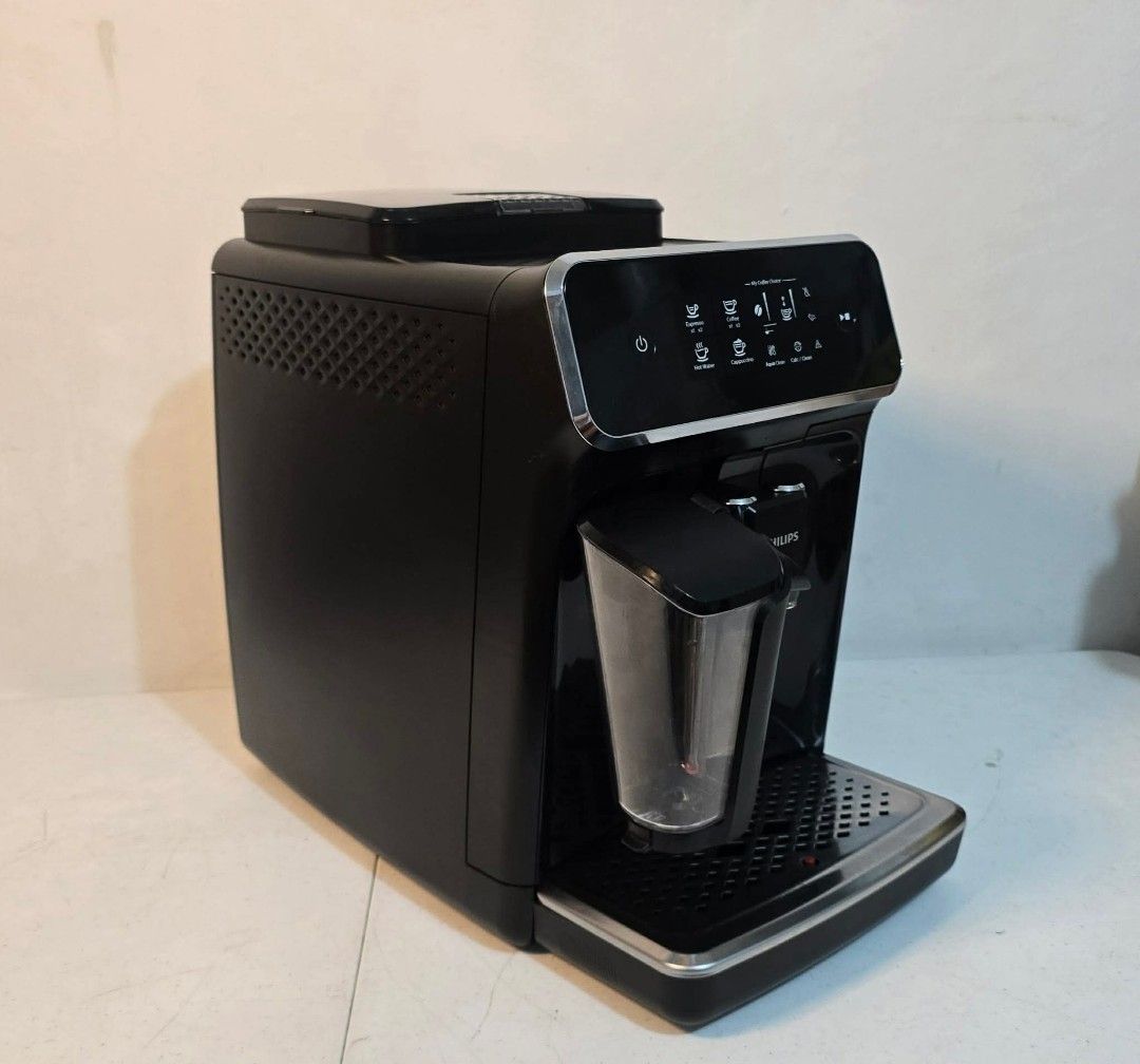 Philips 2200 Series Lattego Fully Automatic Espresso (Category: Coffee Machines & Makers) located in Caloocan City. Submitted by souththrift_taytay (Listing ID 1443975007, Image 3). Description: Philips 2200 Series Lattego Fully Automatic Espresso Australian mall pull out 220V No box With latte Option No issue Good working condition 30k.