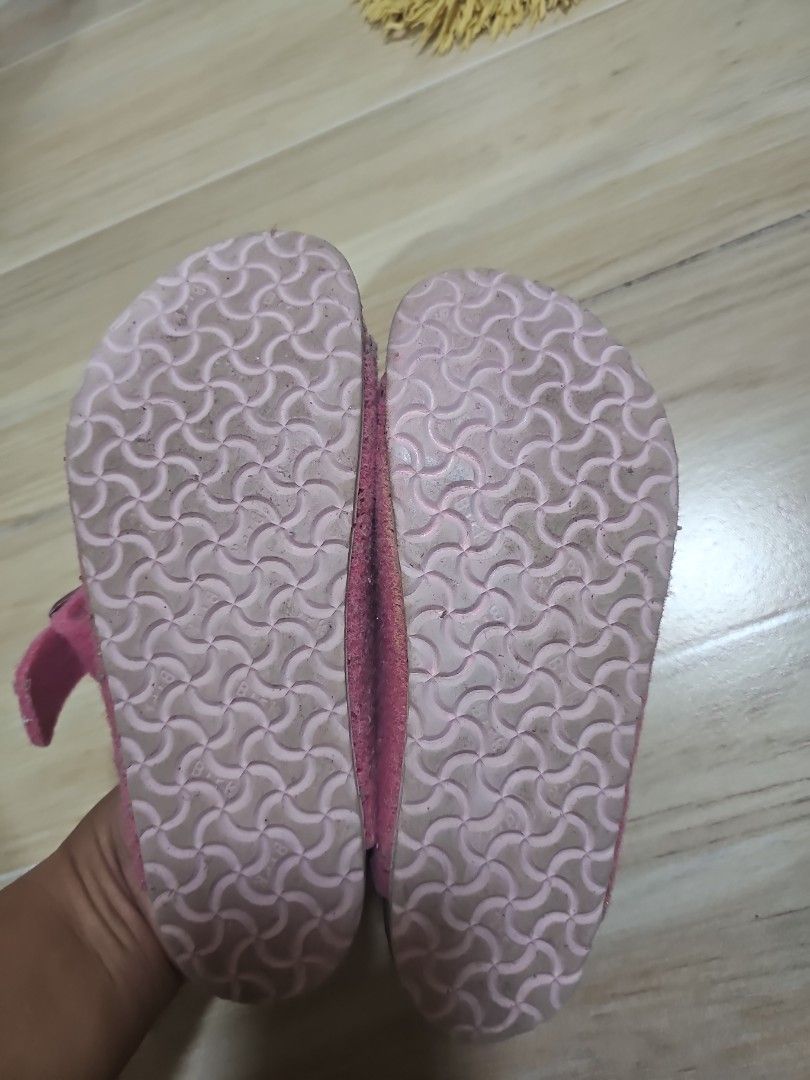Pink Birkenstock Sandals Size 33 (Category: Babies & Kids Fashion) located in Cainta. Submitted by cyjozuza (Listing ID 1444023242, Image 3). Description: - Pink Birkenstock Sandals - Size 33 (fits 210mm) - Two adjustable straps with buckles - Comfortable cork footbed with fuzzy lining - Soles with good grip - Minor signs of wear on straps and footbed - Ideal for everyday wear.