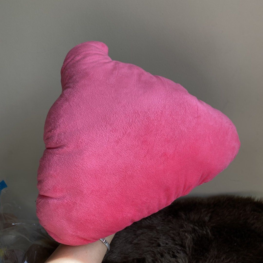 Pink Poop Emoji Pillow (Category: Cushions & Throws) located in Manila. Submitted by cloudestine (Listing ID 1443952296, Image 2). Description: 🤝🏼 selling for my aunt ⋆˚꩜｡ selling it as is. bought from different stores. check pics carefully. 📸 actual photos are posted. ❔please manage your expectations. mop: gcash mod: pick up/sdd only 🚚 lalamove, grab express, angkas padala 📍mirea residences, pasig city ➜ delivery fee at buyer’s expense ➜ fi