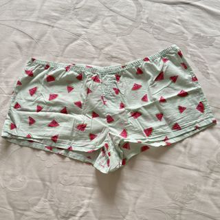 (Category: ) located in . Submitted by hello.preloved (Listing ID 1443938118, Image 1). Description: .