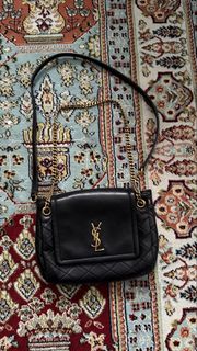 (Category: ) located in . Submitted by opulence888 (Listing ID 1443952230, Image 1). Description: .