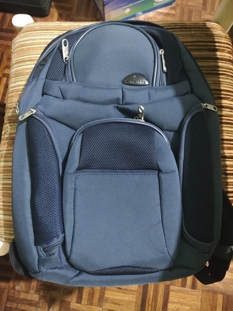 Samsonite Blue Backpack (for Laptop) (Category: Backpacks) located in Tarlac. Submitted by patalberto24 (Listing ID 1443982676, Image 1). Description: Blue Samsonite backpack (used twice) - Multiple compartments for easy organization - Padded back and straps for maximum comfort - Ideal for school, work, or travel - Zippers are fully functional Gift last Christmas 2025 Rfs: stocked. Already using other bags .