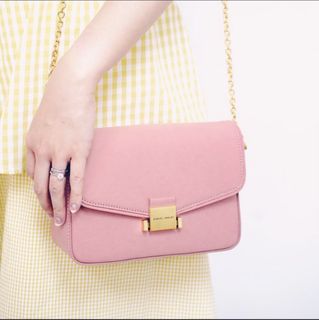 （分類：）位於 。 由 ginny.studio 提交（商品編號 1444057509，圖片 1）。簡介： 。