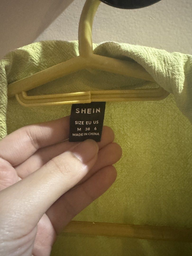SHEIN Lime Green Button-Up Sleeveless Collared Dress (Category: Dresses) located in San Fernando. Submitted by gelsdzn (Listing ID 1444032502, Image 3). Description: • size: M •shipping via j&t or lbc •same day delivery available as well around pampanga area .