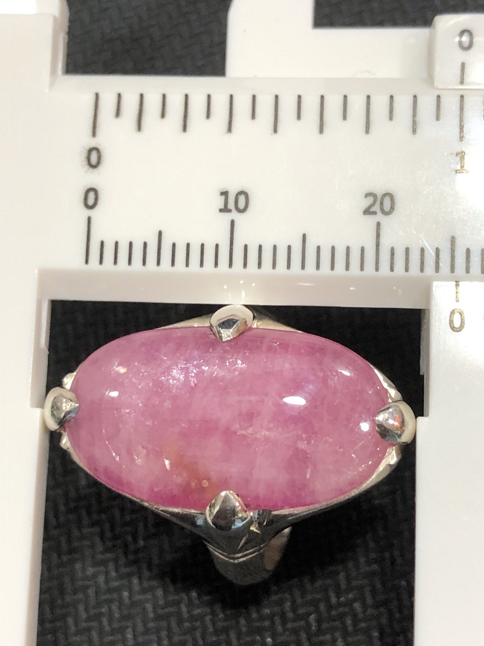 Silver ring ruby delima (Category: Accessories) located in Kuala Lumpur. Submitted by amigos123 (Listing ID 1444053356, Image 2). Description: Perak handmade 960 saiz 20 batu ruby 20x10 mm rm 600.