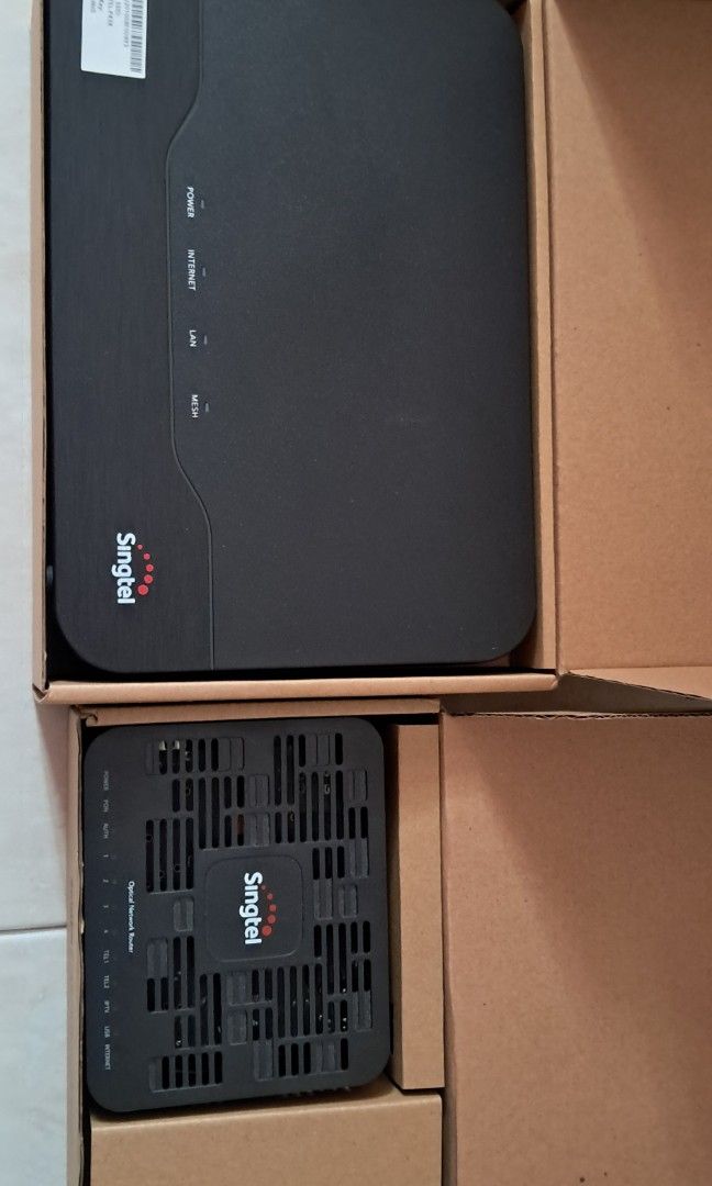 Singtel Mesh Router483844030905733121