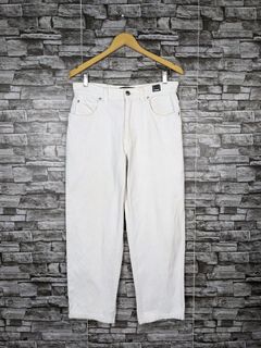 (Category: ) located in . Submitted by uniqlo.under.rm80 (Listing ID 1444082616, Image 1). Description: .