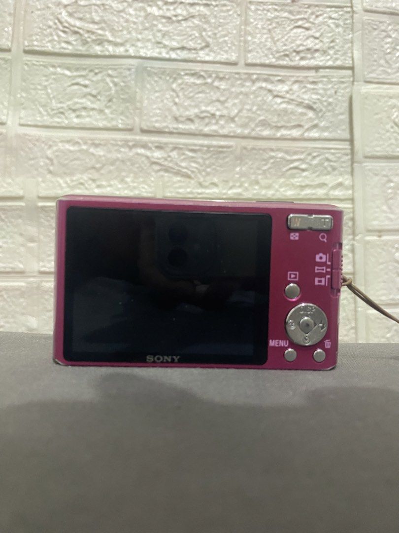Sony Digital Rare Pink (Category: Camera Bags & Carriers) located in Manila. Submitted by aacjshop (Listing ID 1443957211, Image 2). Description: No issue gagamitin nalang .