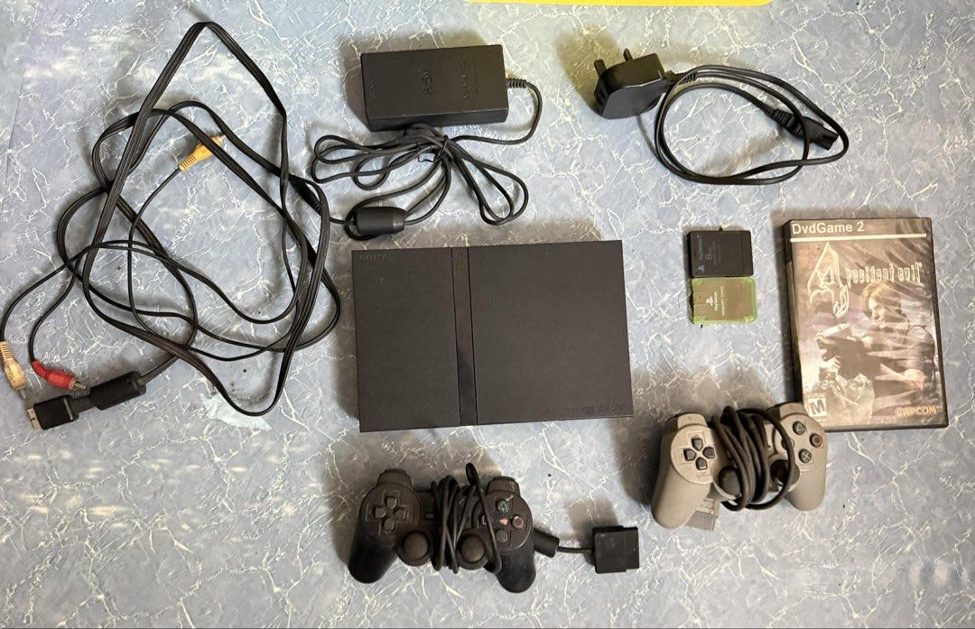 Sony PlayStation 2 PS2 Console (Category: PlayStation) located in Makati City. Submitted by atarahlag (Listing ID 1443962217, Image 1). Description: .