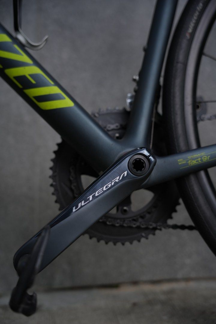 Specialized Tarmac SL6 Ultegra 56 (Category: Bicycles) located in Singapore. Submitted by johnpeter.p (Listing ID 1444025574, Image 3). Description: Ultegra Groupset size 56 Ceramic BB Stock Dt Swiss R470db Brand new bar tape No crash before negotiable tags: Trek Canyon Colnago Pinarello Giant Merida Tarmac Venge Allez Aethos Madone Aeroad Ultimate S works LIV .