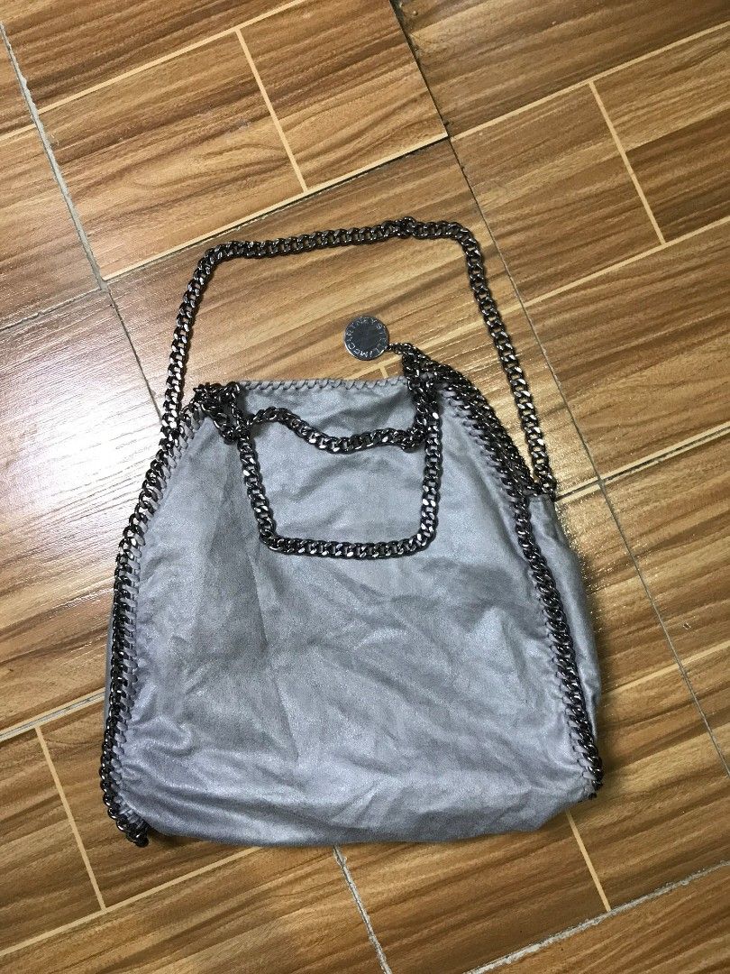 STELLA McCARTNEY GRAY SILVER FALABELLA BAG (Category: Luxury Bags & Wallets) located in Naga. Submitted by black-market00 (Listing ID 1443957774, Image 1). Description: RANK A NO ISSUE WIDTH 14 LENGHT 14.