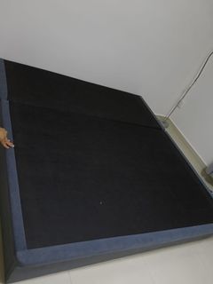 (Category: ) located in . Submitted by 2nd-furnitures (Listing ID 1443954792, Image 1). Description: .