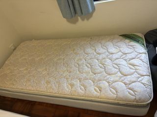 （分類：）位於 。 由 yellowseabird 提交（商品編號 1444025485，圖片 1）。簡介： 。