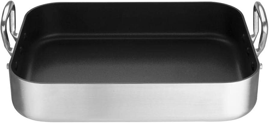 Teflon Roasting pan (Category: Bakeware) located in Quezon City. Submitted by prelovedsaleitems (Listing ID 1443964540, Image 1). Description: .